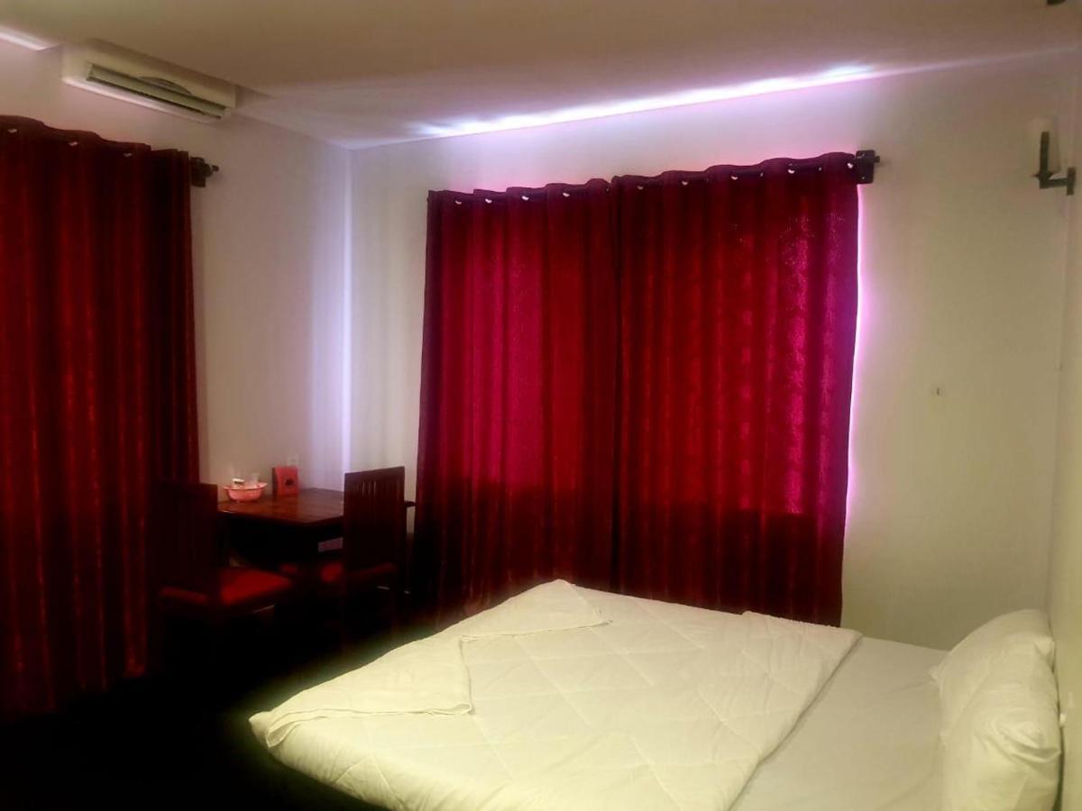 Violet Villa&Restro Siem Reap Extérieur photo